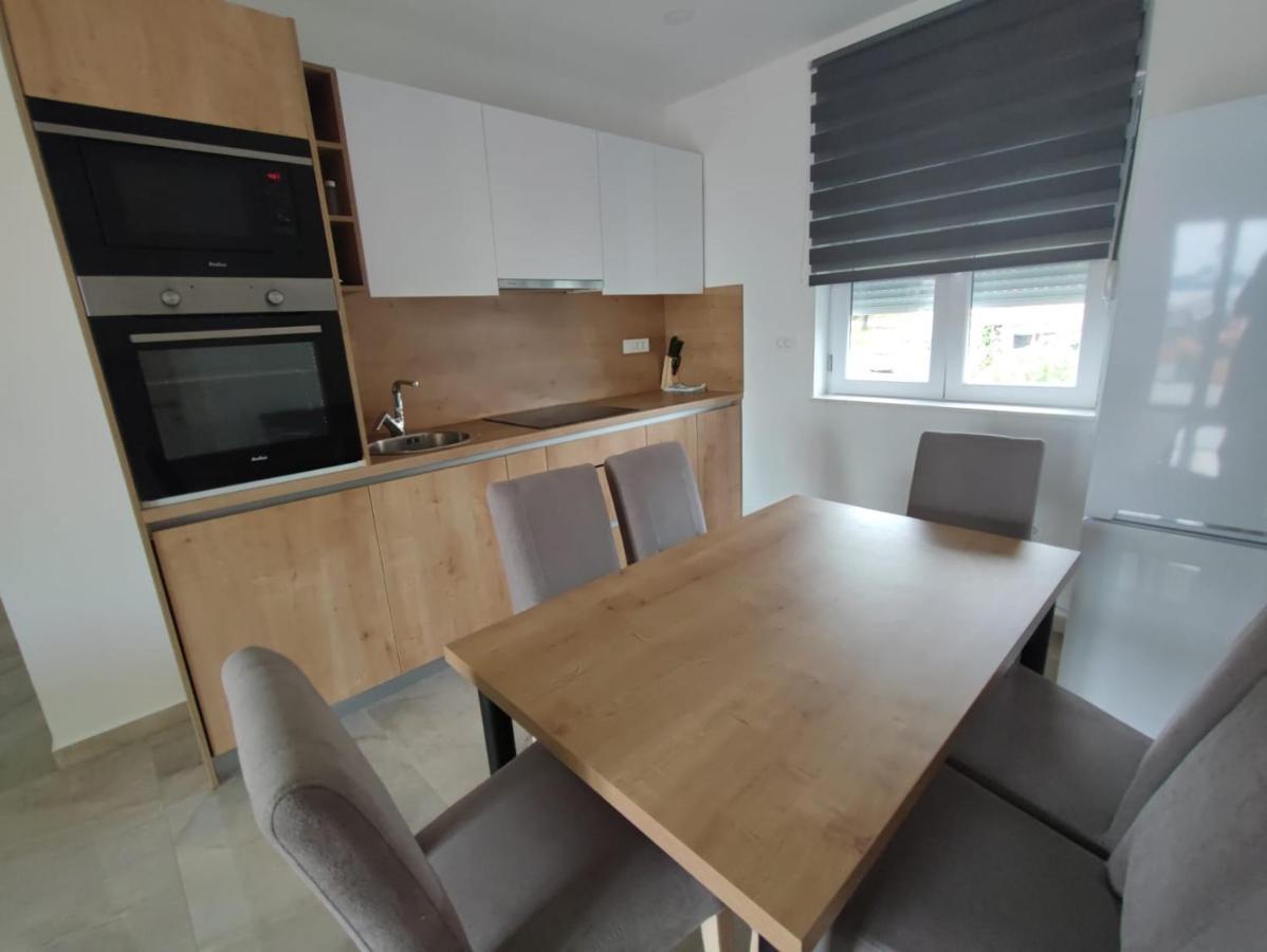 Apartments Horvat Bibinje Eksteriør bilde