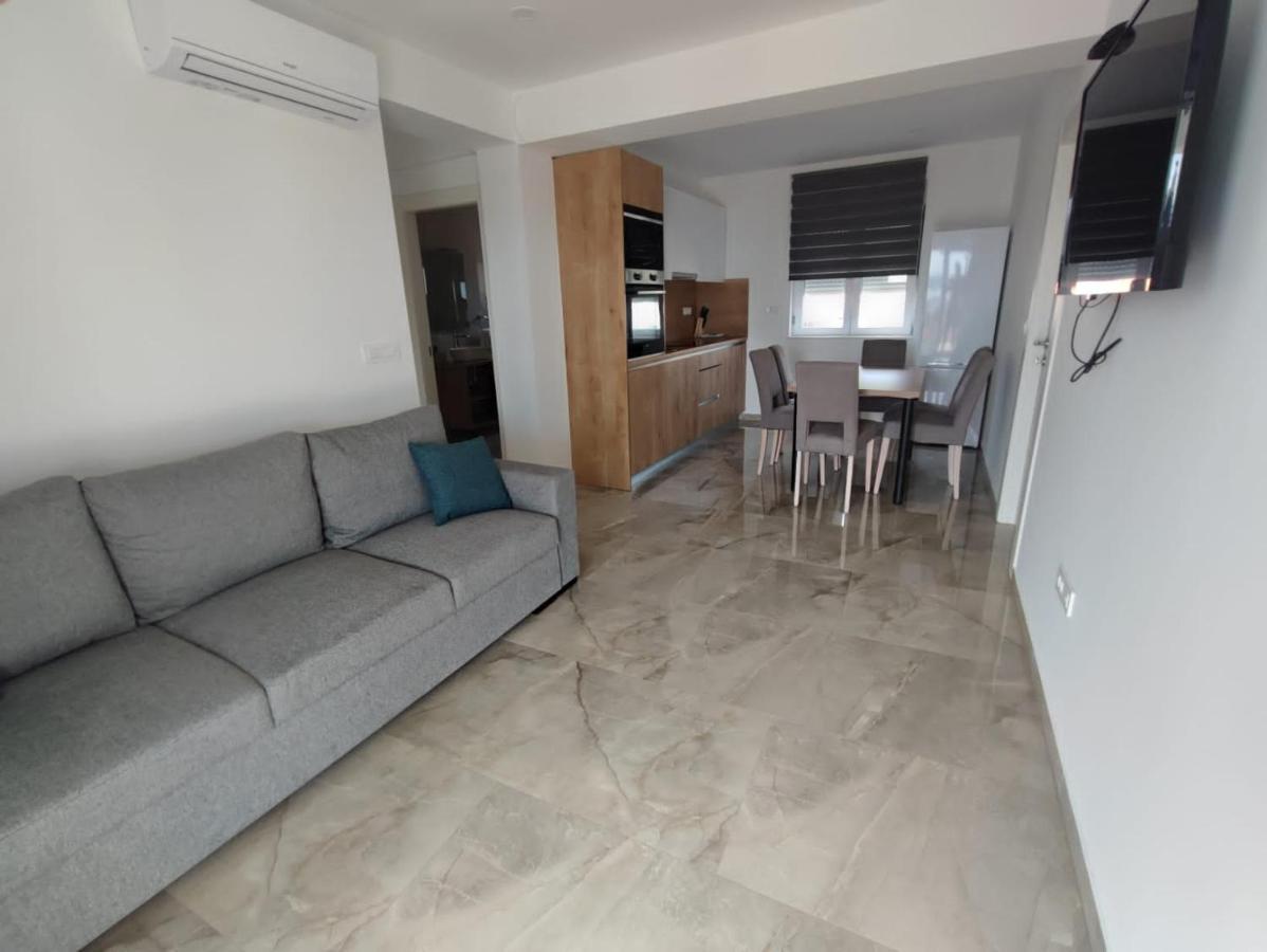 Apartments Horvat Bibinje Eksteriør bilde