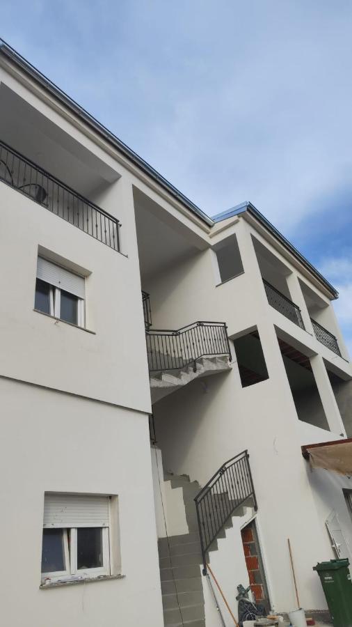 Apartments Horvat Bibinje Eksteriør bilde